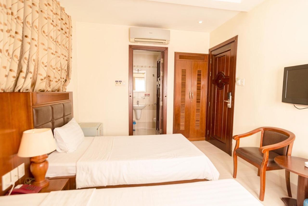 Binh Hung Hotel Хошимин Экстерьер фото