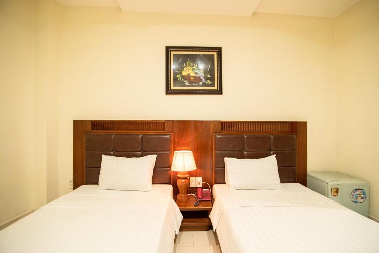 Binh Hung Hotel Хошимин Экстерьер фото