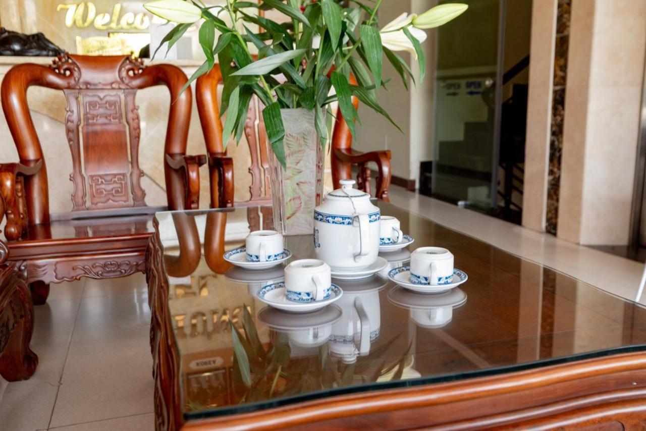 Binh Hung Hotel Хошимин Экстерьер фото