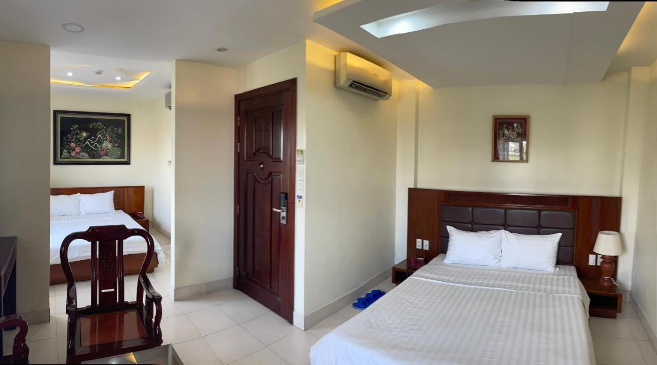 Binh Hung Hotel Хошимин Экстерьер фото